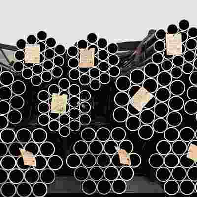 ग्रेड 4130 क्रोमोली तेल ड्रिलिंग पाइप - तेल कुएं और खनन अनुप्रयोगों के लिए उच्च शक्ति वाले संक्षारण प्रतिरोधी सीमलेस स्टील ट्यूबिंग