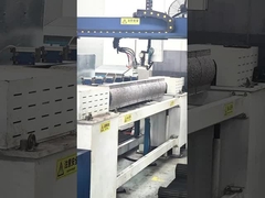 यह चकाचौंध है! स्पंज टाइटेनियम इलेक्ट्रोड ब्लॉक वेल्डेड कर रहे हैं